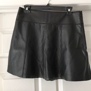 CLUB MONACO BLACK LEATHER SKIRT